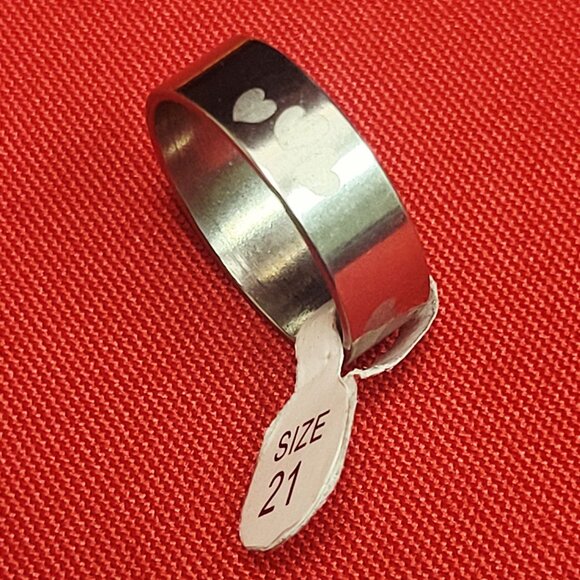 Stainless Steel Hearts Ring Size 21 Silver Tone Unisex - Picture 12 of 12